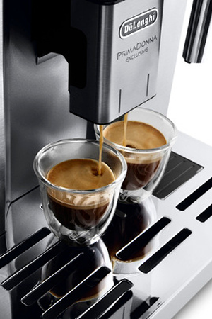 Expresso avec broyeur De'Longhi Primadonna Exclusive ESAM 6900.M, vue de face