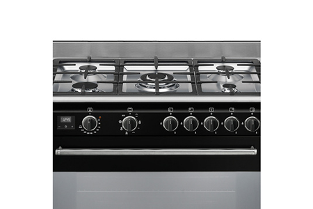 Piano de cuisson Smeg BG91N2, vue de face