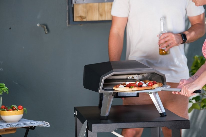 Offre de Noël four à pizza à gaz 12 pouces avec tuyau souple, pelle, roulette et housse, vue du produit