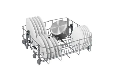 Lave-vaisselle Beko BDFN26420WA, lavage de la vaisselle, vue de détail