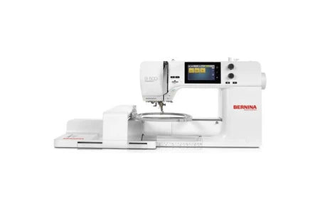 Machine à broder Bernina 500 série 5 avec unité de broderie, vue de côté