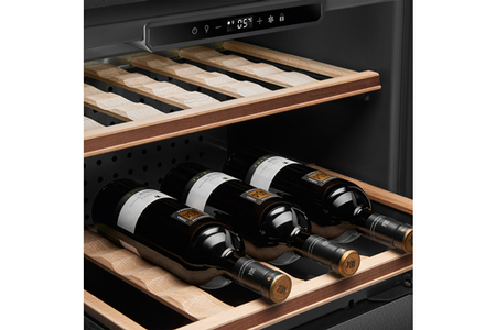 Cave de service Smeg CVI621NR3, mise à température des vins, vue arrière