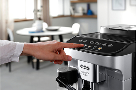 Expresso avec broyeur De'Longhi Magnifica Evo FEB2961.SB, accessoires fournis